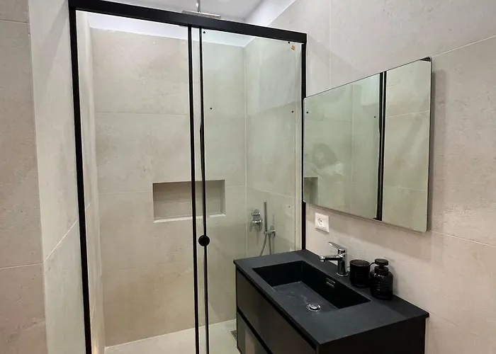 公寓 The Heart Of By Zheni 地拉那